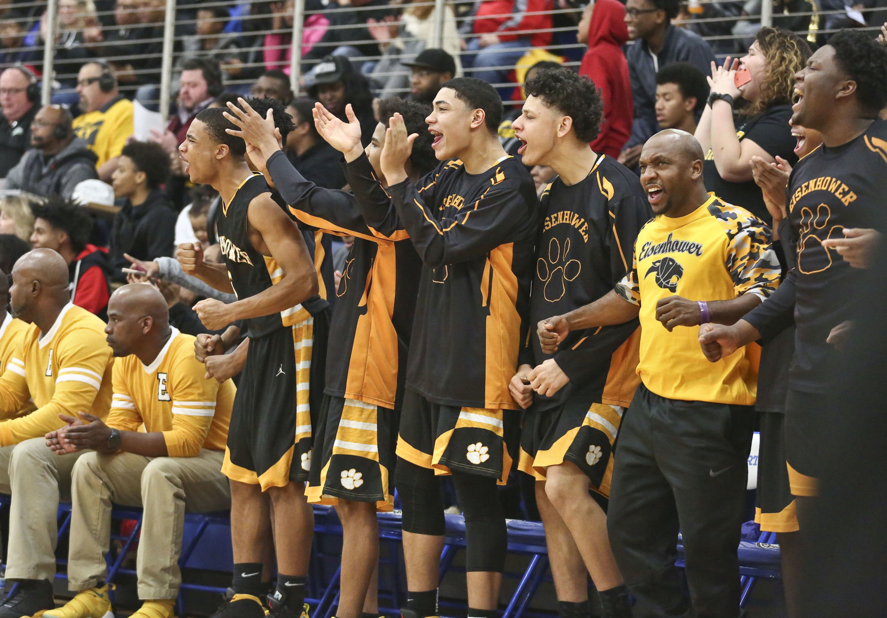 Eisenhower at McArthur 26 01.11.19.JPG